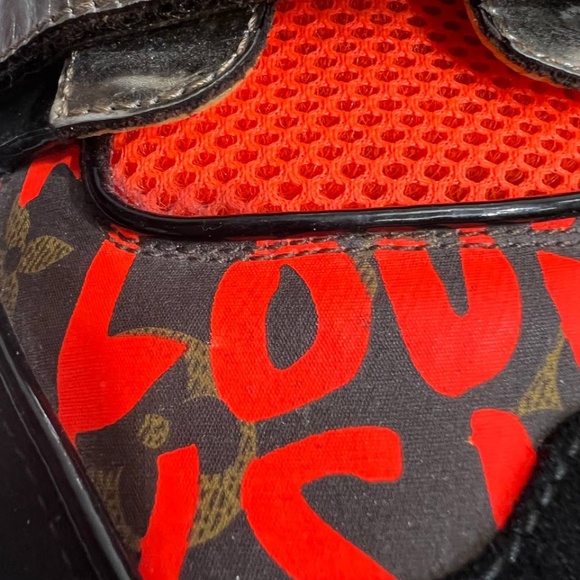 LOUIS VUITTON Stephen Spouse Graffiti Orange High-Top Sneakers US size 10 - Picture 5 of 12